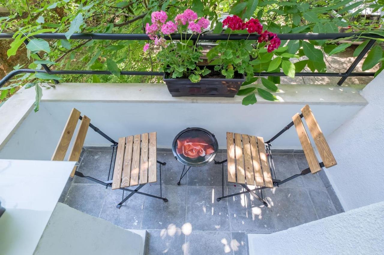Your Perfect Place To Stay On Vitosha Str Apt ソフィア エクステリア 写真